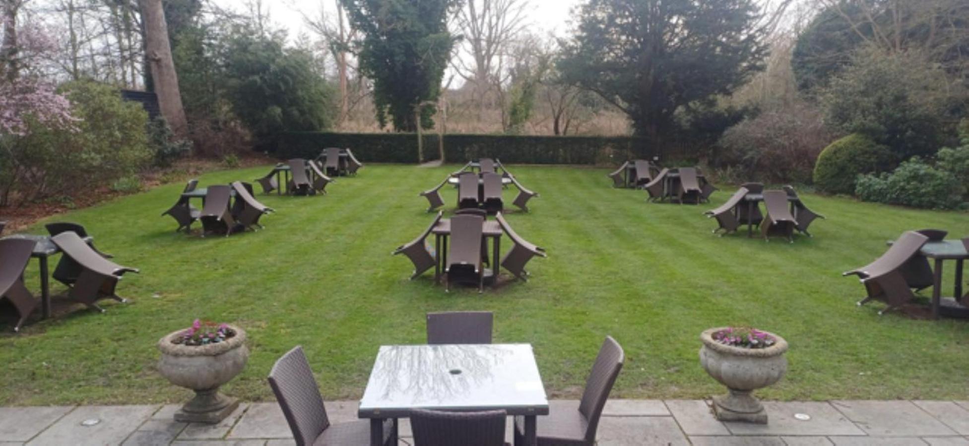 The Riverside House Hotel Mildenhall Extérieur photo