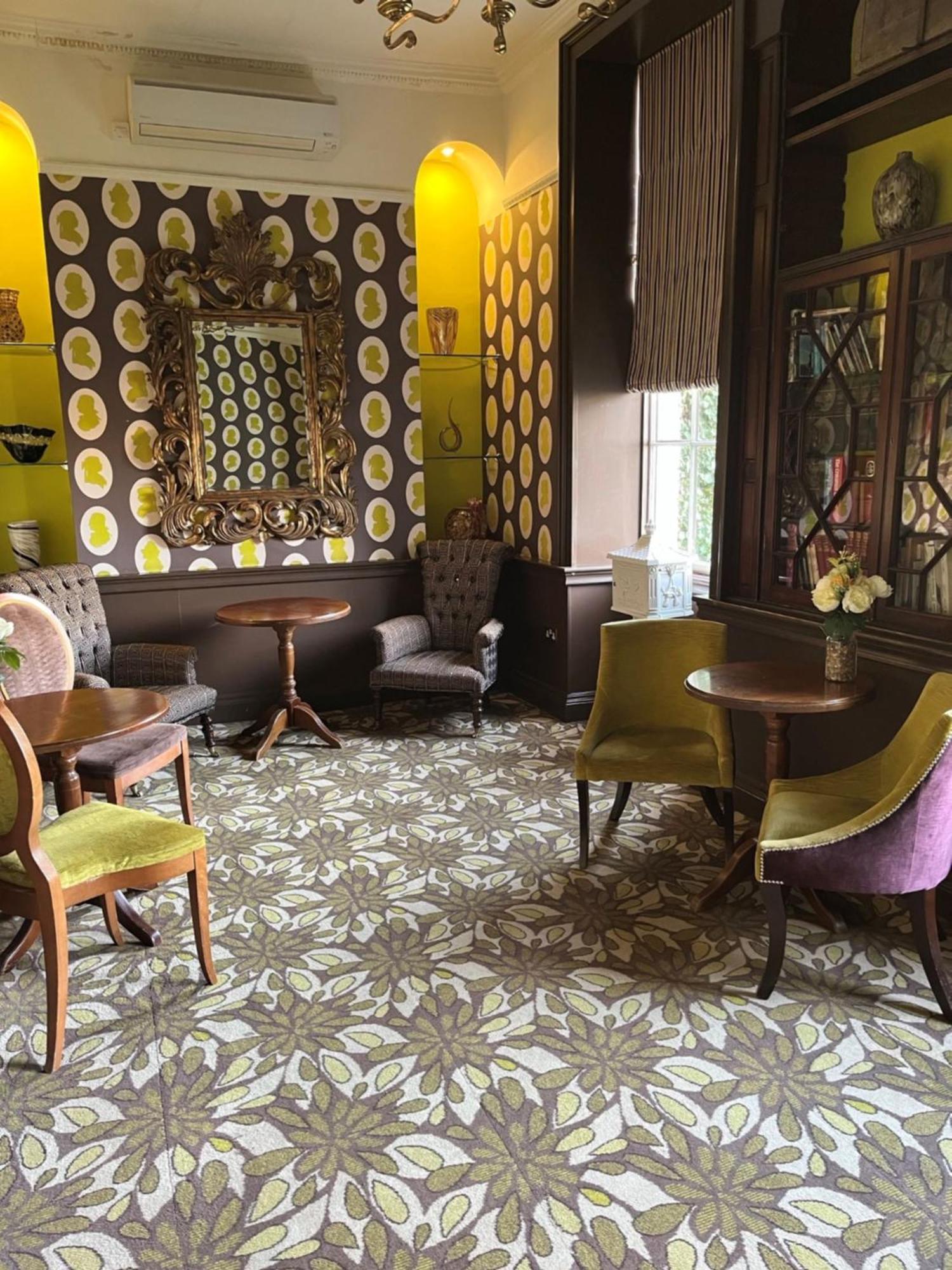 The Riverside House Hotel Mildenhall Extérieur photo